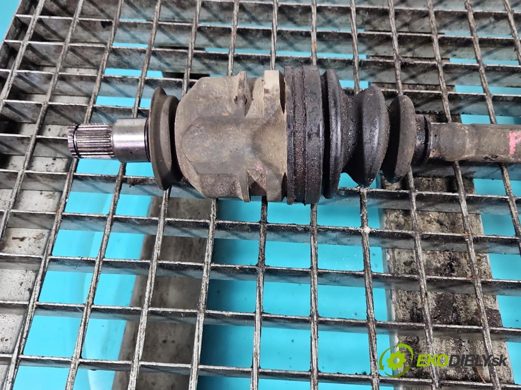 Toyota Rav4 I 1994-2000 2.0 16V 128 HP manual 94 kW 1998 cm3 3- poloos predné pravé