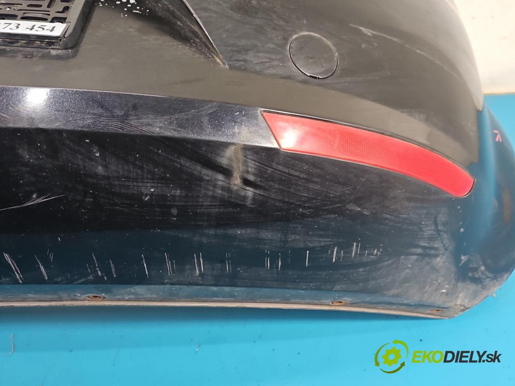 Seat Leon II 2005-2012 1.6 SR 102 hp manual 75 kW 1595 cm3 5- nárazník zadní 1P0807421 (Klika dveří ostatní)