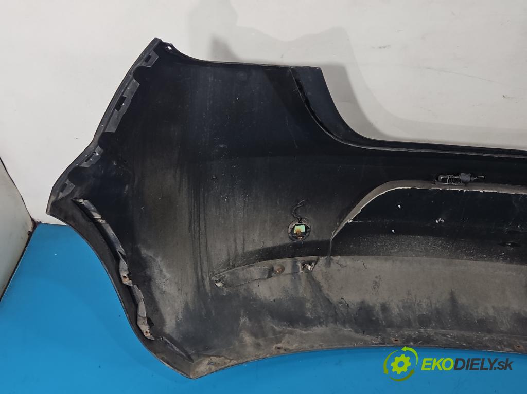 Seat Leon II 2005-2012 1.6 SR 102 hp manual 75 kW 1595 cm3 5- nárazník zadní 1P0807421 (Klika dveří ostatní)