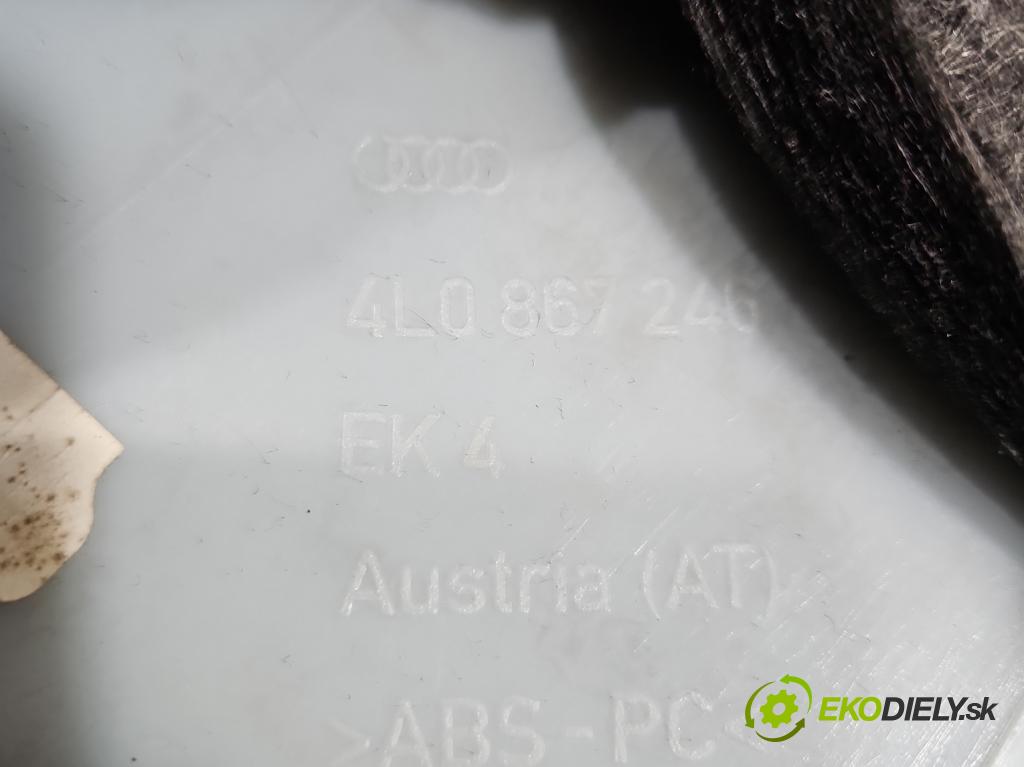 Audi Q7 2005-2015 12el, poškodené zadné plasty: