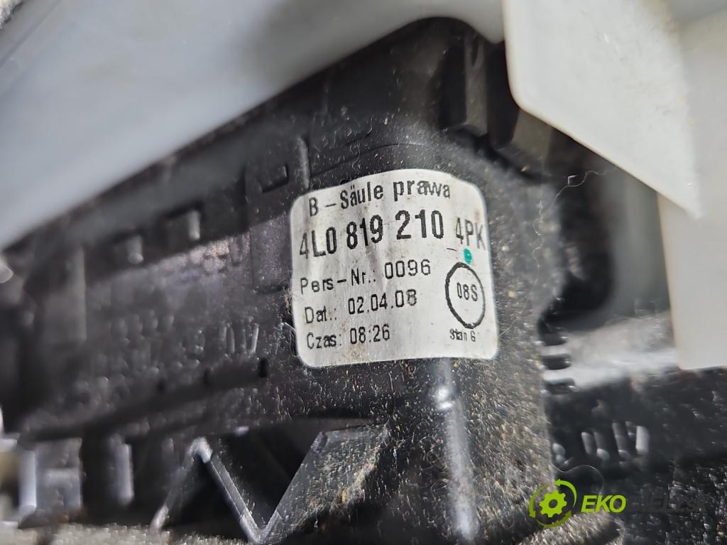 Audi Q7 2005-2015 12el, poškodené zadné plasty: