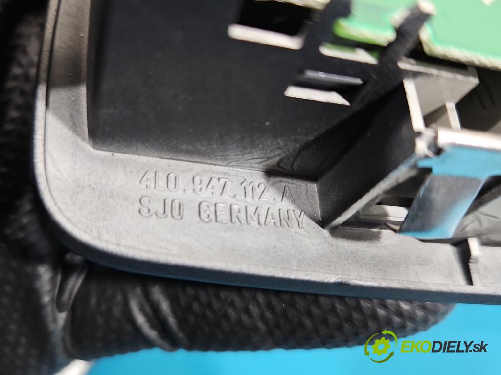 Audi Q7 2005-2015 12el, poškodené zadné plasty: