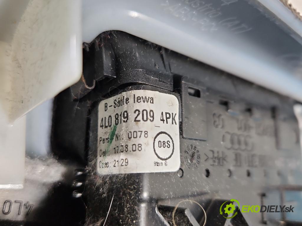 Audi Q7 2005-2015 12el, poškodené zadné plasty: