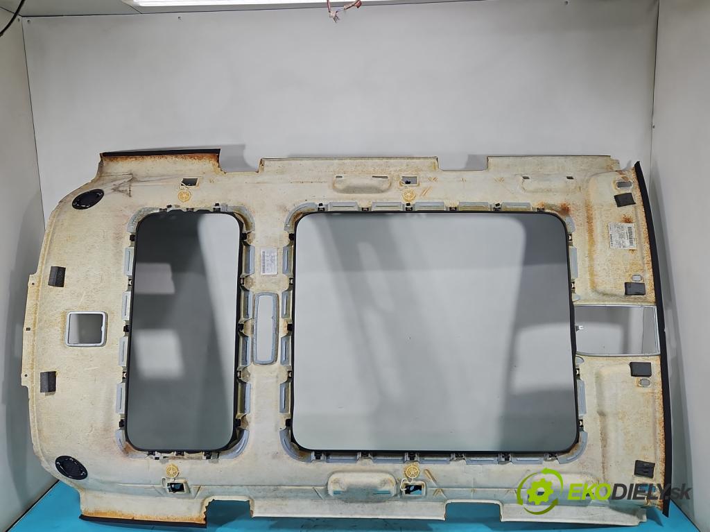 Audi Q7 2005-2015 12el, poškodené zadné plasty: