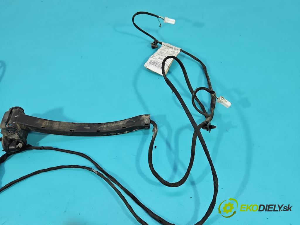 Fiat Ducato IV 2014- 2.0 jtd 116 HP manual 85 kW 1956 cm3 5- Zväzok: dvere zadné vľavo: 1340610080