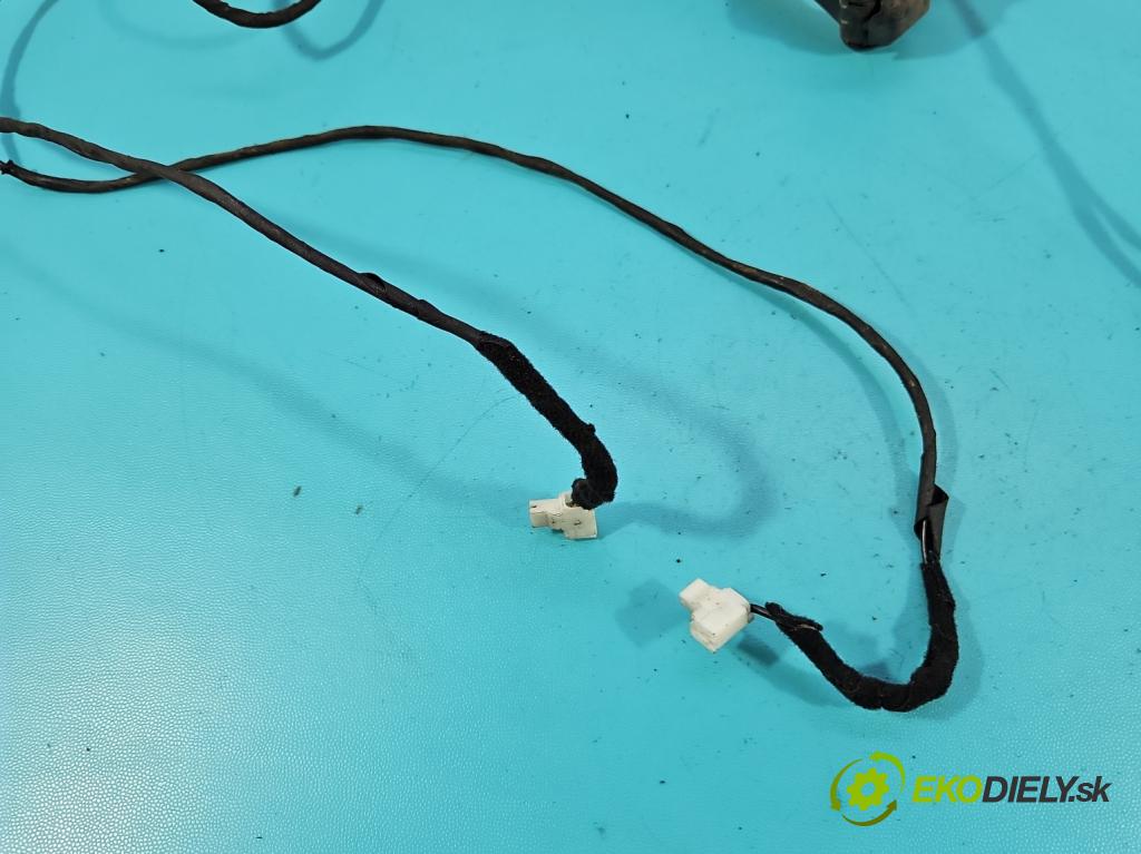 Fiat Ducato IV 2014- 2.0 jtd 116 HP manual 85 kW 1956 cm3 5- Zväzok: dvere zadné vľavo: 1340610080