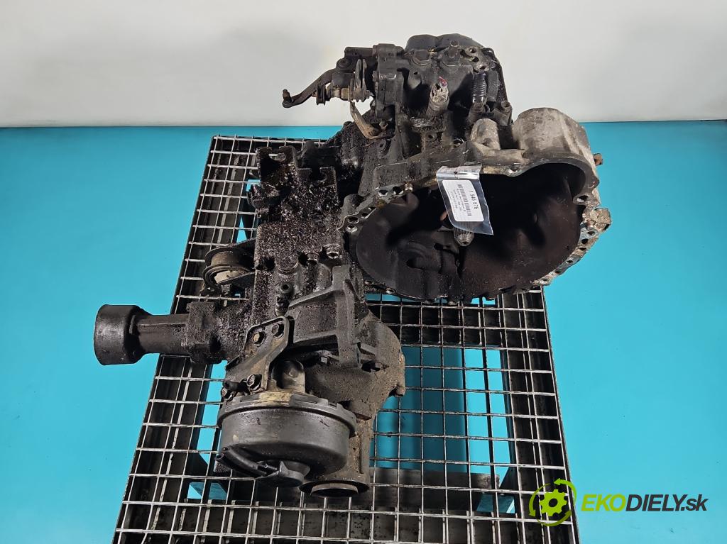 Toyota Rav4 I 1994-2000 2.0 16V 128 HP manual 94 kW 1998 cm3 3- prevodovka stupeň,rýchlosť manual