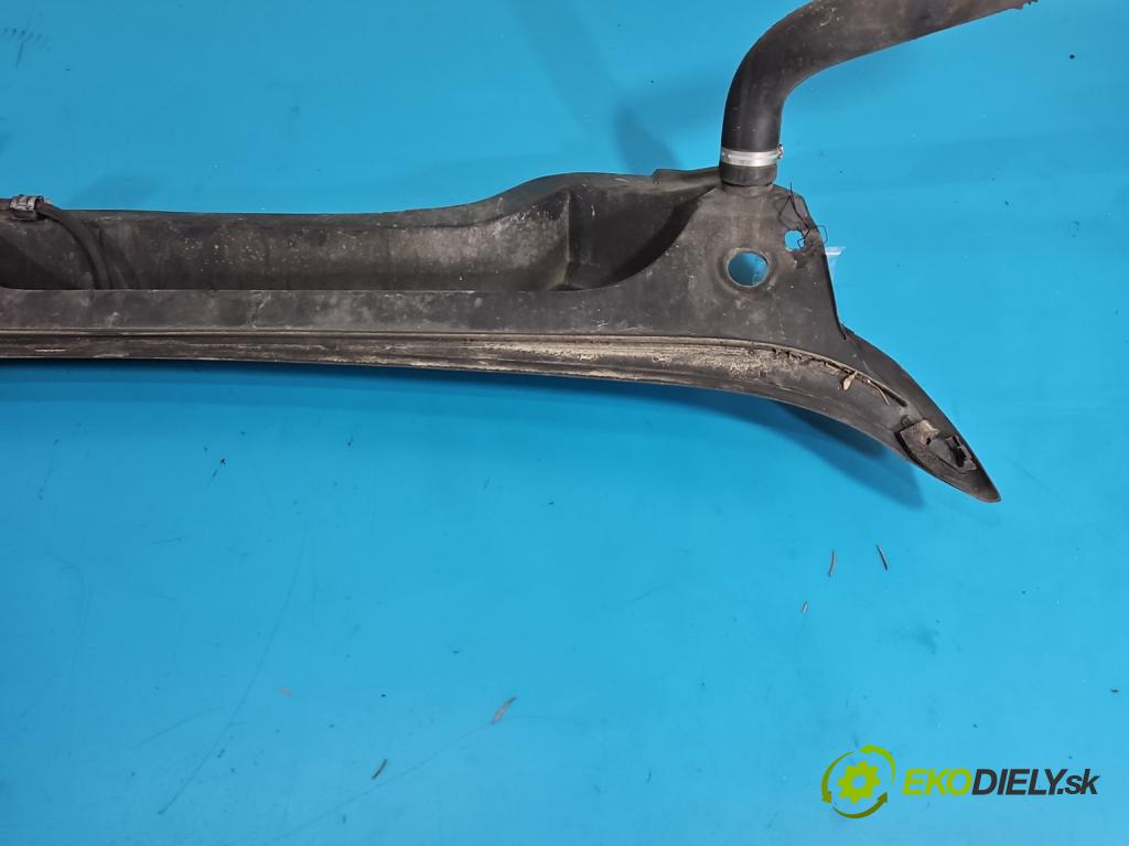 Fiat Ducato IV 2014- 2.0 jtd 116 HP manual 85 kW 1956 cm3 5- torpédo 1315953070 (Torpédo (plast pod čelným sklom))