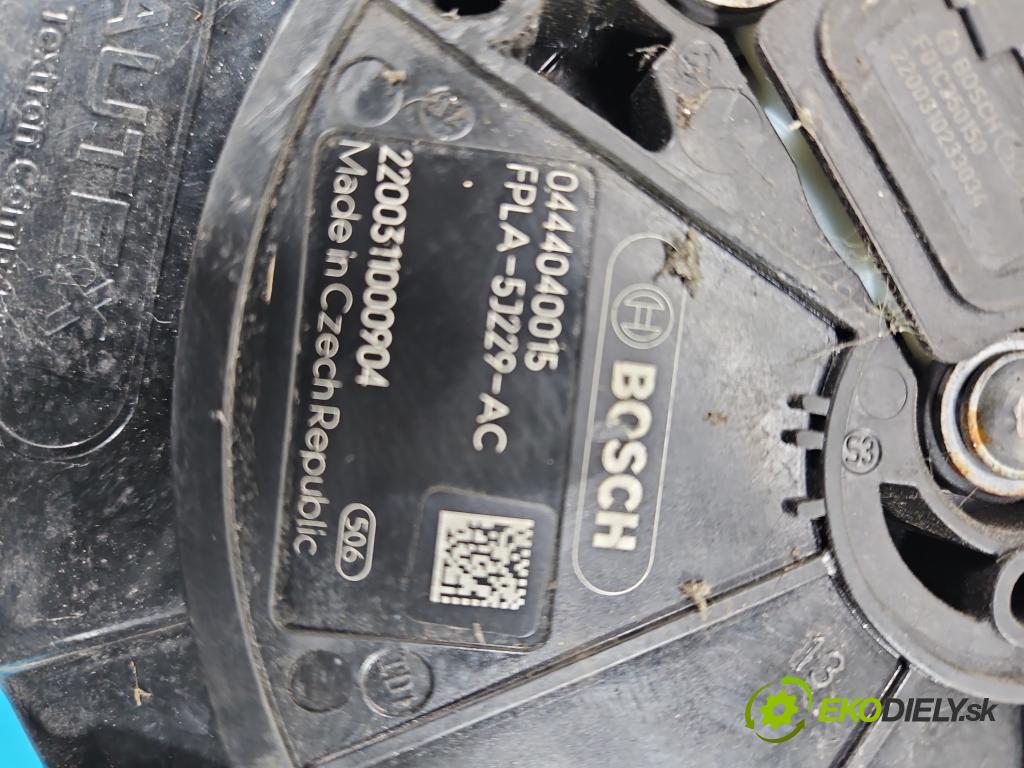 Jaguar XE X760 2015-2024 2.0d 179KM automatic 132 kW 1999 cm3 4- Nádrž: AdBlue: JX73-5J228-AD