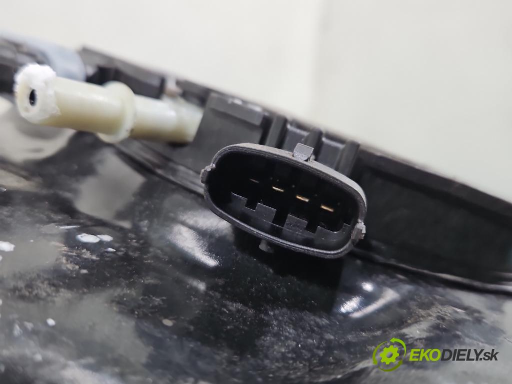 Jaguar XE X760 2015-2024 2.0d 179KM automatic 132 kW 1999 cm3 4- Nádrž: AdBlue: JX73-5J228-AD