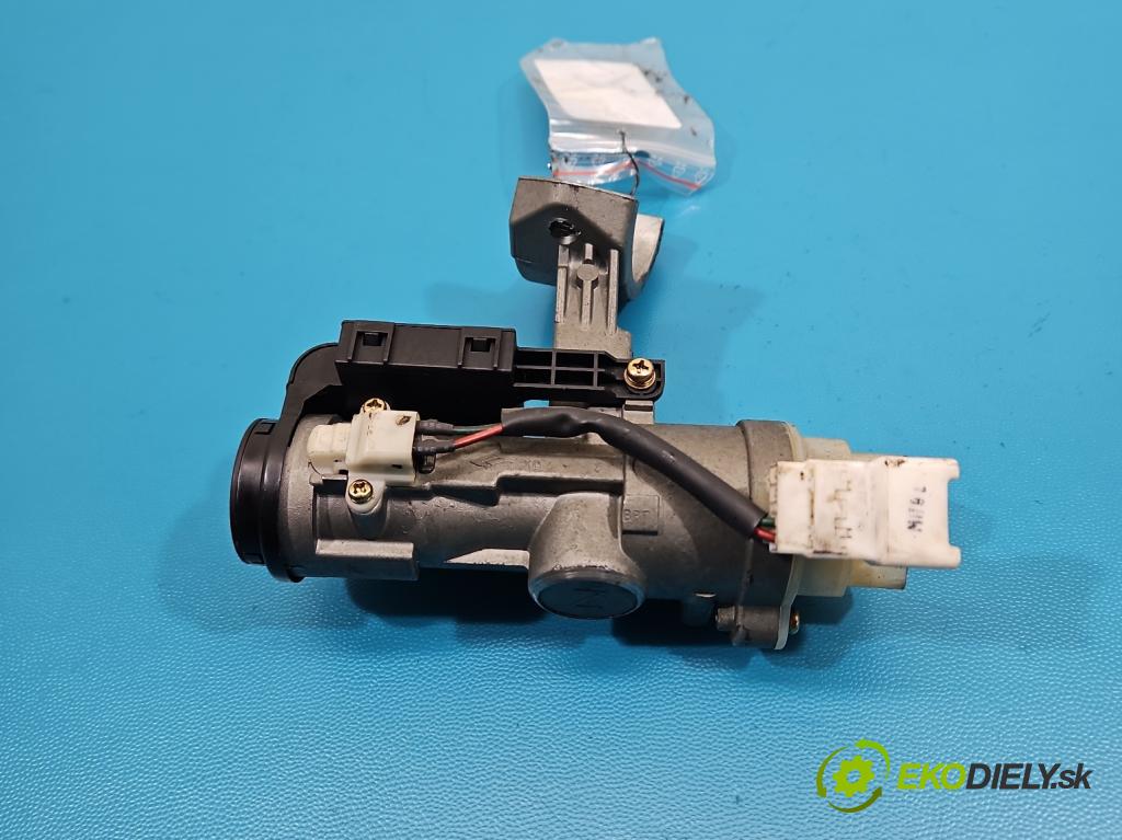 Kia Cerato 2004-2008 1.6 crdi 115 hp manual 84.6 kW 1582 cm3 5- spínací skříňka 95420-2D000 (Spínací skříňka)