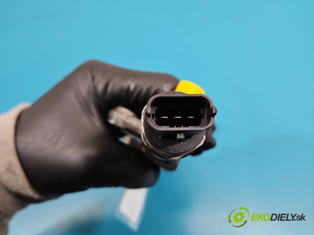 Jaguar XE X760 2015-2024 2.0d 179KM automatic 132 kW 1999 cm3 4- lišta vstrekovacia 0445214332 (Vstrekovacia lišta)