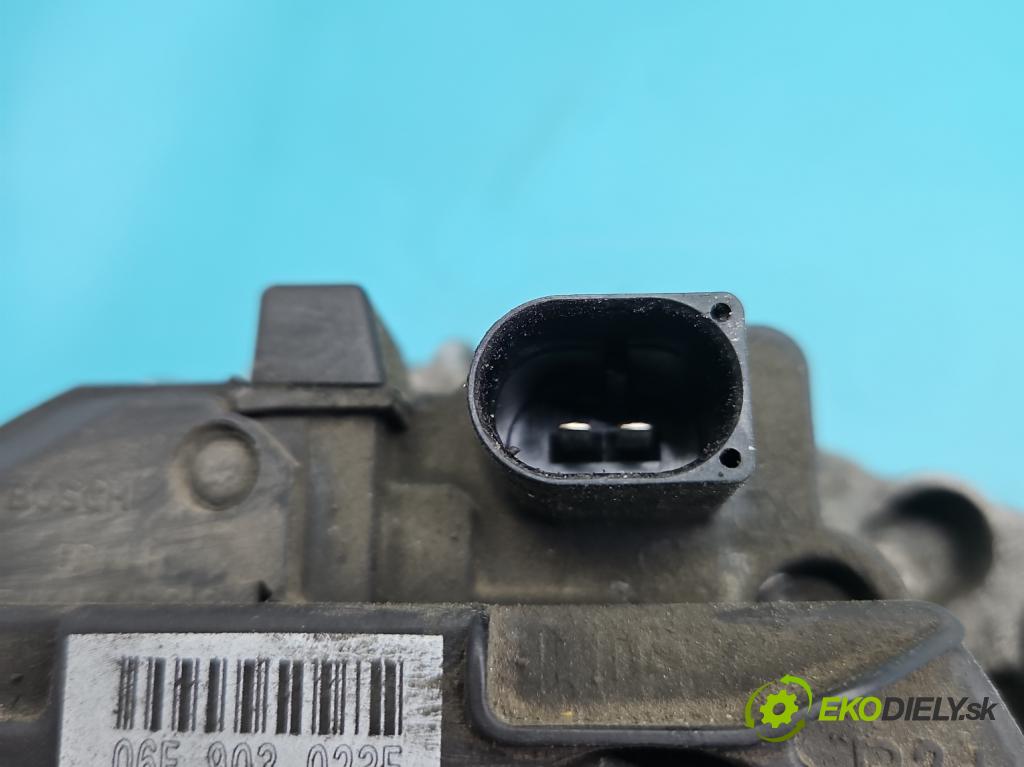 Seat Leon II 2005-2012 1.6 SR 102 HP manual 75 kW 1595 cm3 5- Alternator 0124525091 (Alternátor)