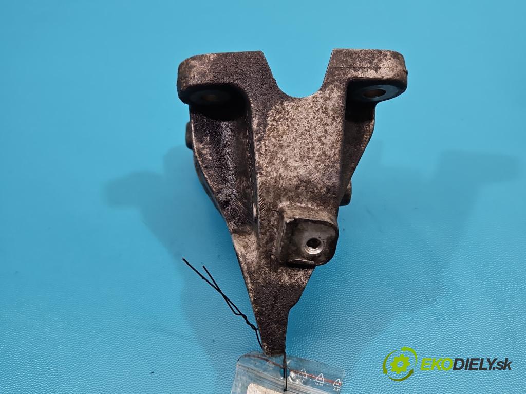 Jaguar XE X760 2015-2024 2.0d 179KM automatic 132 kW 1999 cm3 4- držiak motora GX73-6061-FB