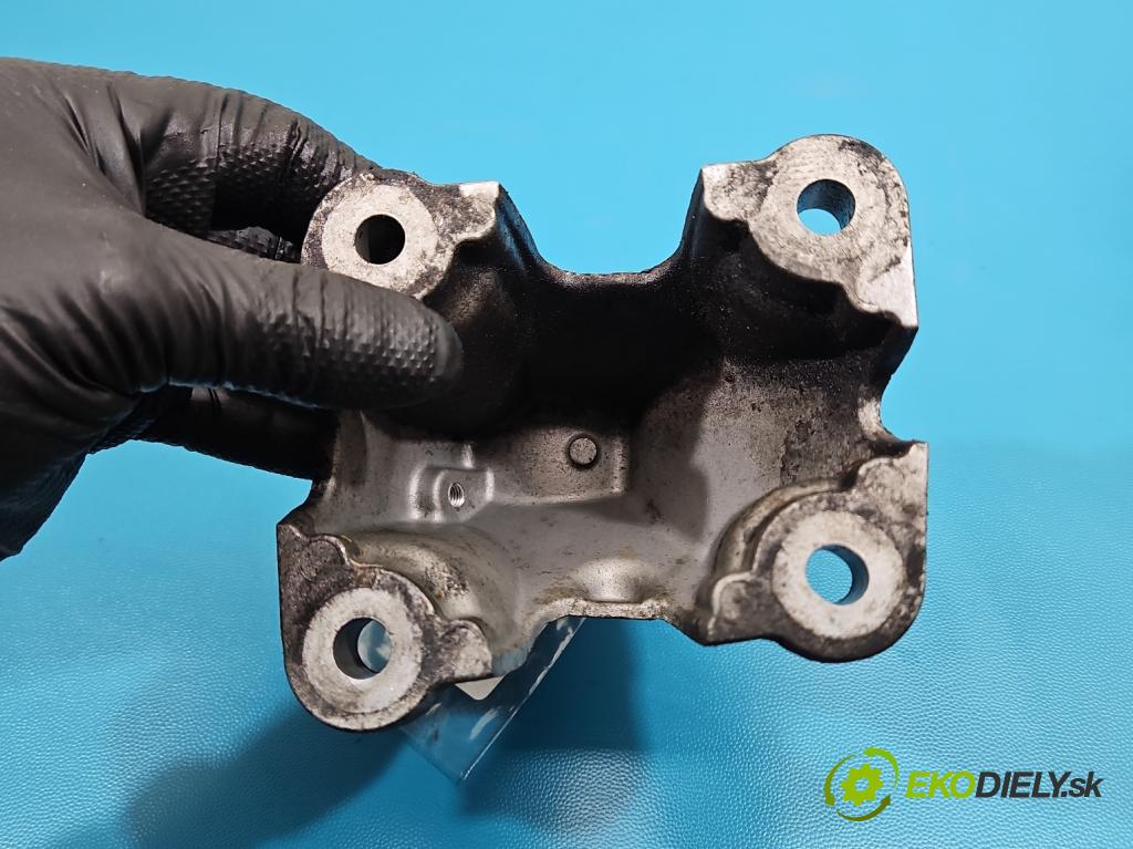 Jaguar XE X760 2015-2024 2.0d 179KM automatic 132 kW 1999 cm3 4- držiak motora GX73-6061-FB