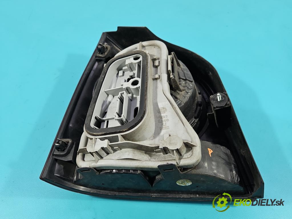 Vw Polo IV 9N 2001-2009 1.2 6V (BMD) 54 HP manual 40 kW 1198 cm3 3- svetlo / reflektor zadné pravé  (Kľučka dverí ostatné)