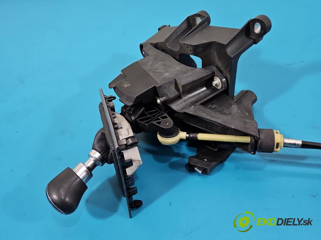 Ford Focus Mk3 2010-2018 1.6 tdci 95 HP manual 70 kW 1560 cm3 5- Páka: Změny: stupeň,rýchlosť BV6R-7C453-CAC (Rýchlostná páka (kulisa))