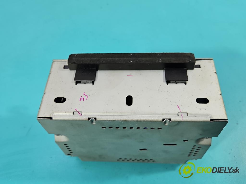 Ford Focus Mk3 2010-2018 1.6 tdci 95 HP manual 70 kW 1560 cm3 5- Radio originál BM5T-18C815-DF