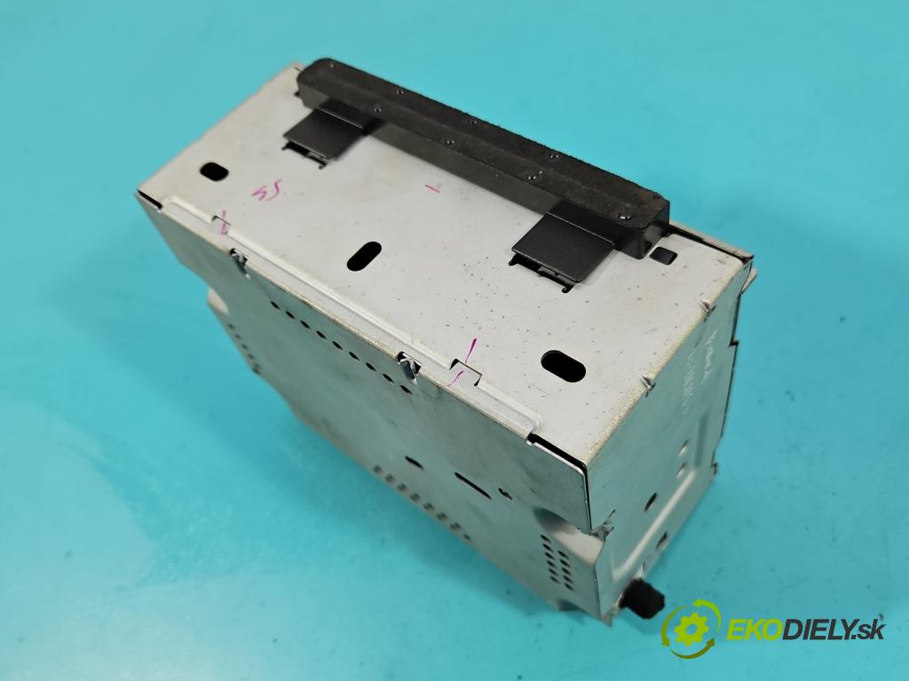 Ford Focus Mk3 2010-2018 1.6 tdci 95 HP manual 70 kW 1560 cm3 5- Radio originál BM5T-18C815-DF