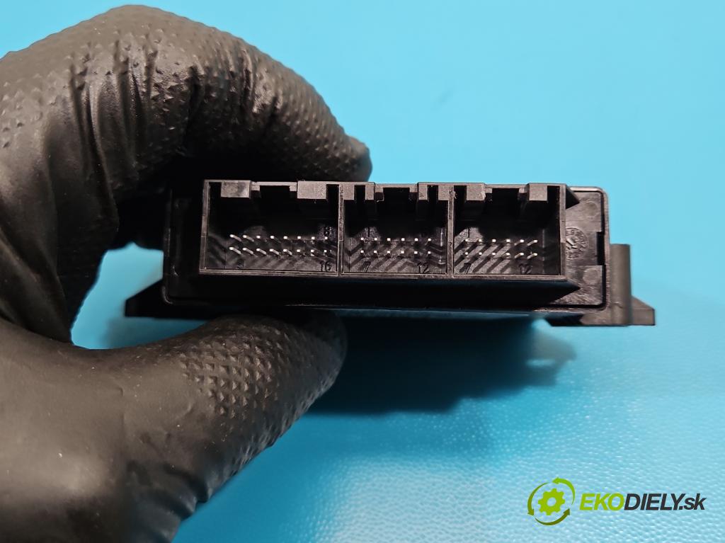 Ford Focus Mk3 2010-2018 1.6 tdci 95 HP manual 70 kW 1560 cm3 5- riadiaca jednotka parkovaní: BM5T-15K866-AK