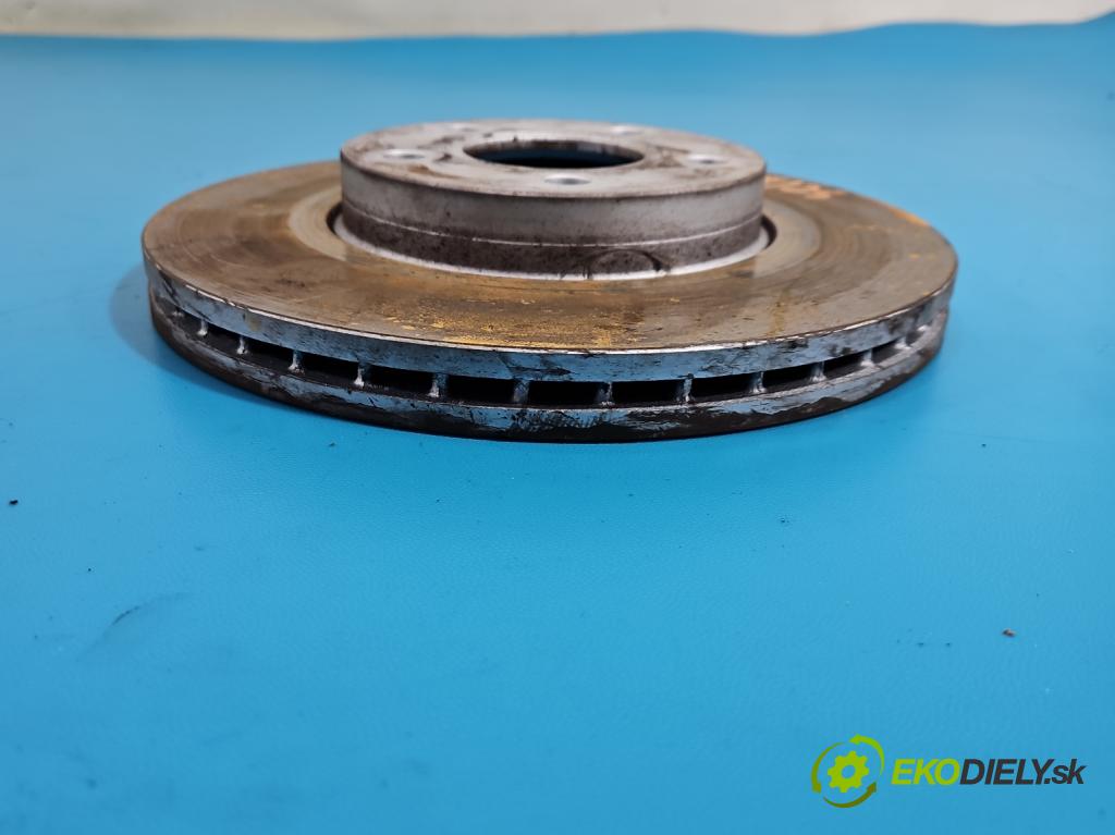 Ford Focus Mk3 2010-2018 1.6 tdci 95 HP manual 70 kW 1560 cm3 5- Štíty: brzdové predné