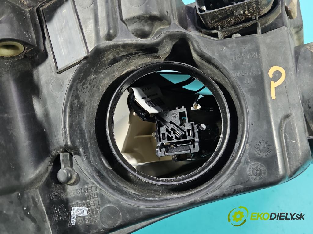 Ford Focus Mk3 2010-2018 1.6 tdci 95 HP manual 70 kW 1560 cm3 5- Reflektor: pravý  (Svetlo predné pravé)