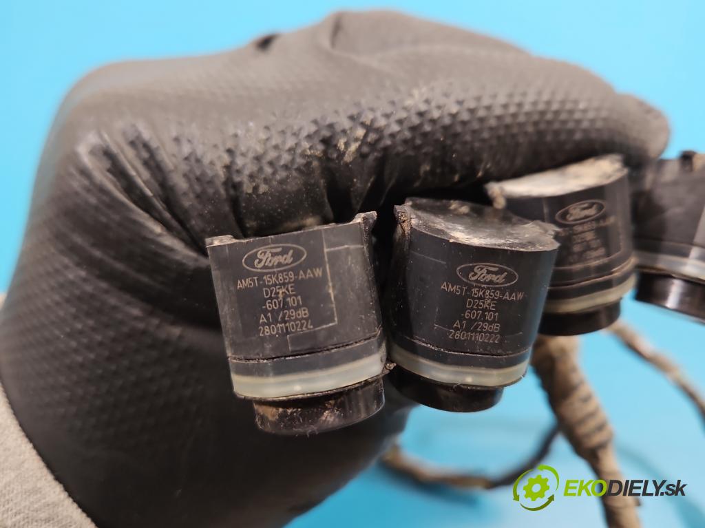 Ford Focus Mk3 2010-2018 1.6 tdci 95 HP manual 70 kW 1560 cm3 5- Zväzok: nárazník zadné BV6T-15K868-ADC