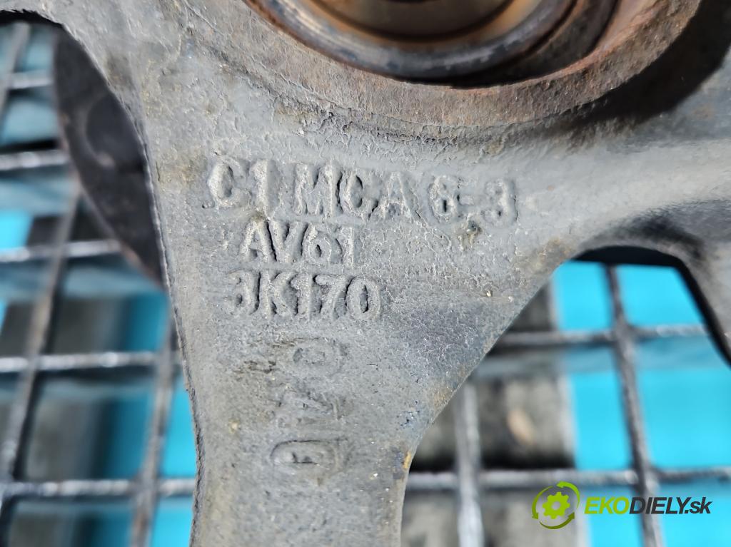 Ford Focus Mk3 2010-2018 1.6 tdci 95 hp manual 70 kW 1560 cm3 5- náboj pravé  (Náboj kola)