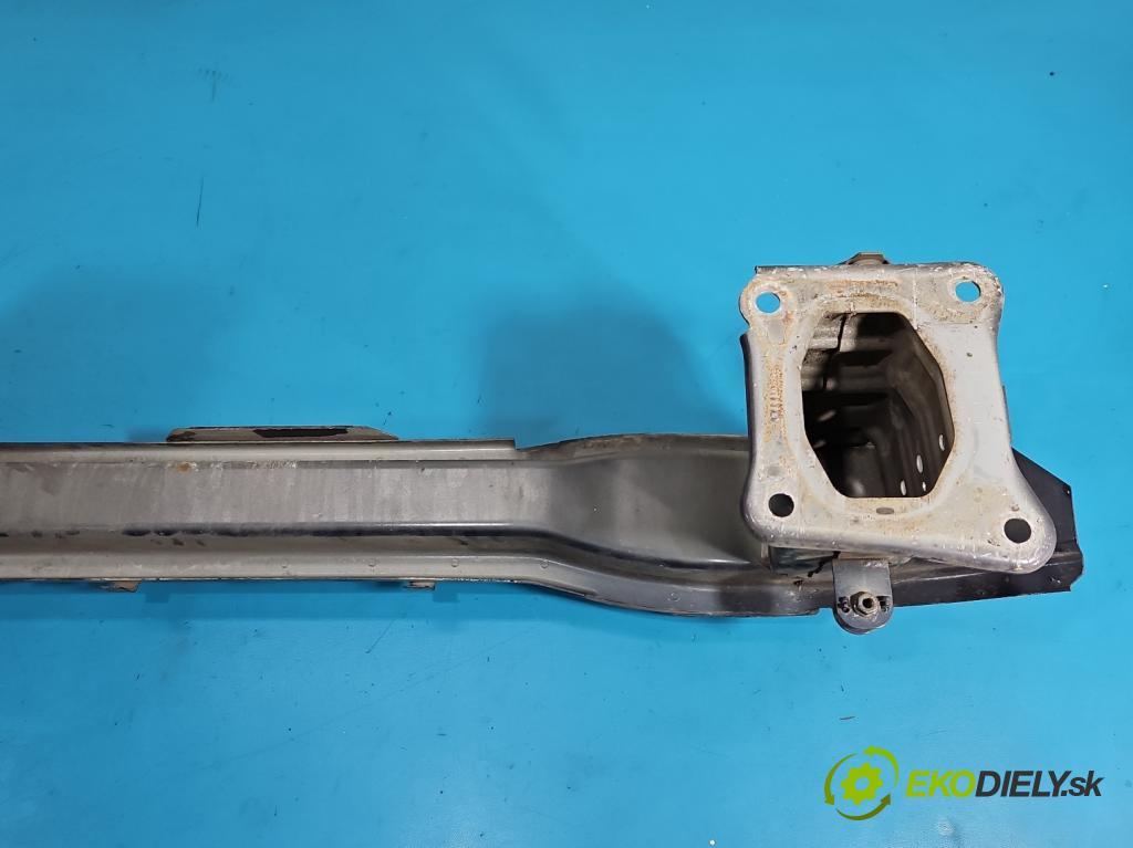 Ford Focus Mk3 2010-2018 1.6 tdci 95 HP manual 70 kW 1560 cm3 5- výstuha nárazník predné