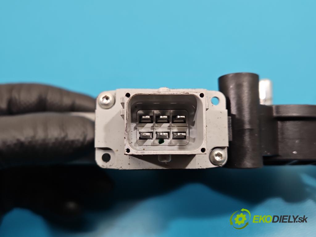 Opel Corsa E 2014-2019 1.4 16V 75 hp manual 55 kW 1398 cm3 5- mechanismus stahování přední levý