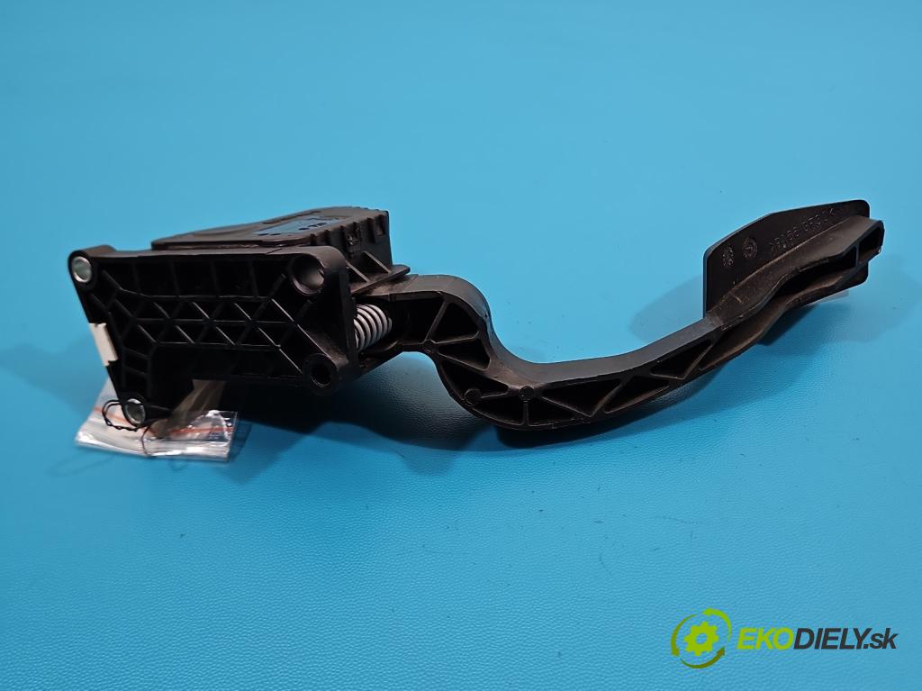Opel Corsa E 2014-2019 1.4 16V 75 HP manual 55 kW 1398 cm3 5- pedal plyn potenciometr: 13305804