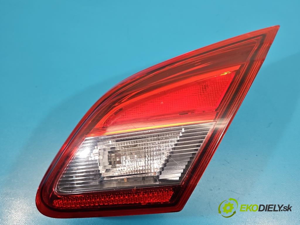 Opel Corsa E 2014-2019 1.4 16V 75 HP manual 55 kW 1398 cm3 5- svetlo / reflektor zadné pravé 39012624 (Kľučka dverí ostatné)
