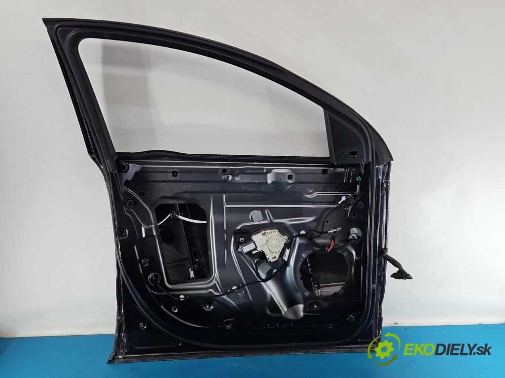 Audi Q7 2005-2015 4.2 TDI 326KM automatic 240 kW 4134 cm3 5- dvere predné ľavé  (Kľučka dverí ostatné)