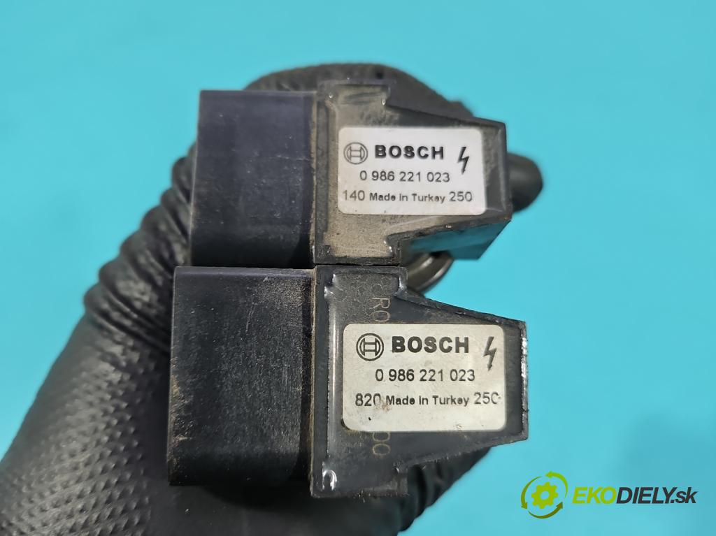 Seat Ibiza III 6L 2002-2008 1.4 16V 75 HP manual 55 kW 1390 cm3 3- cievka zapaľovacia 0986221023 (Zapaľovacia cievka)