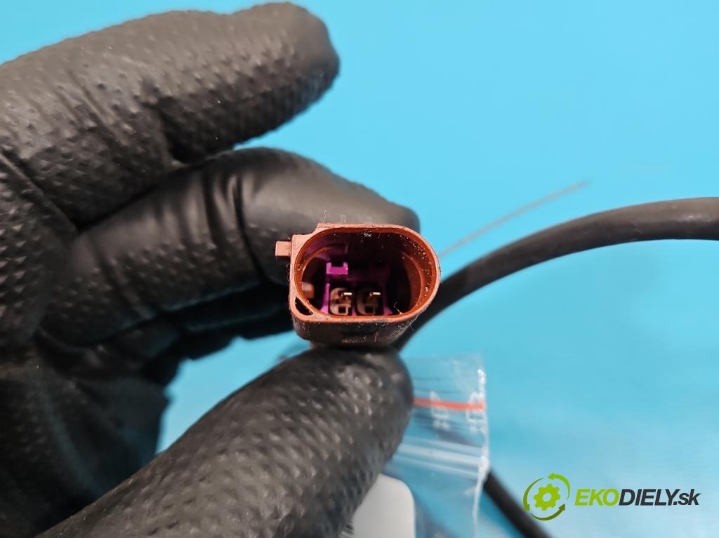 Skoda Kodiaq I 2.0 tdi 150 HP automatic 110 kW 1968 cm3 5- snímač teploty: výfukové 04L906088JJ (Snímač)