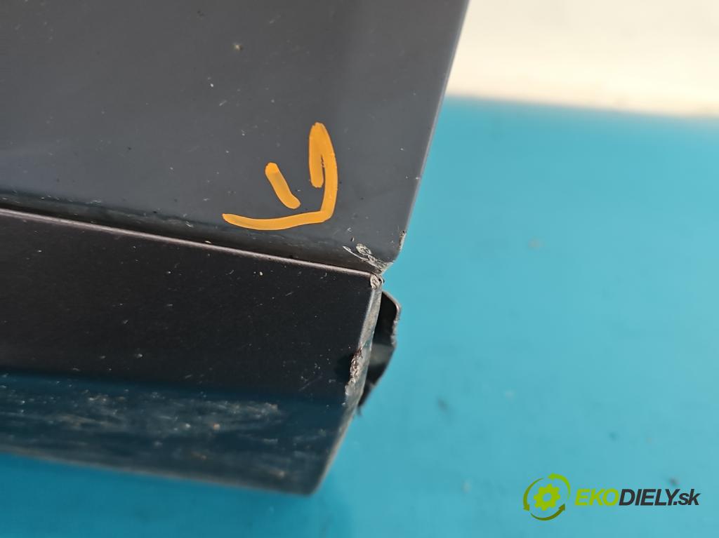 Cupra Formentor 20- 1.5 TSI 150 hp automatic 110 kW 1498 cm3 5- dveře přední pravé  (Klika dveří ostatní)