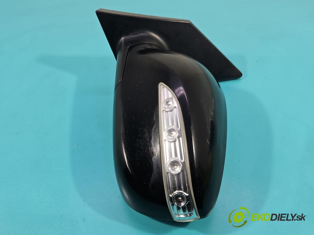 Hyundai Ix35 2.0 CRDI 136 HP manual 100 kW 1995 cm3 5- zrkadlo ľavé  (Kľučka dverí ostatné)