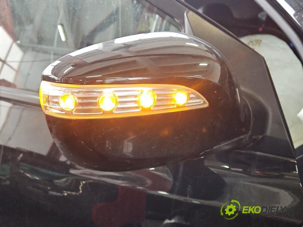 Hyundai Ix35 2.0 CRDI 136 HP manual 100 kW 1995 cm3 5- zrkadlo pravé  (Kľučka dverí ostatné)