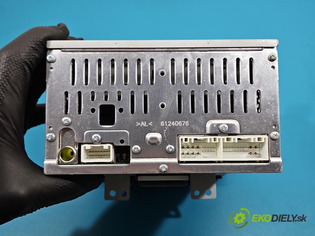 Hyundai Ix35 2.0 CRDI 136hp manual 100 kW 1995 cm3 5- Radio továrna: 96170-2Y600TJN