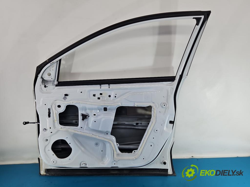 Renault Kadjar 2015-2022 1.2 131 hp manual 96 kW 1197 cm3 5- dveře přední pravé  (Klika dveří ostatní)