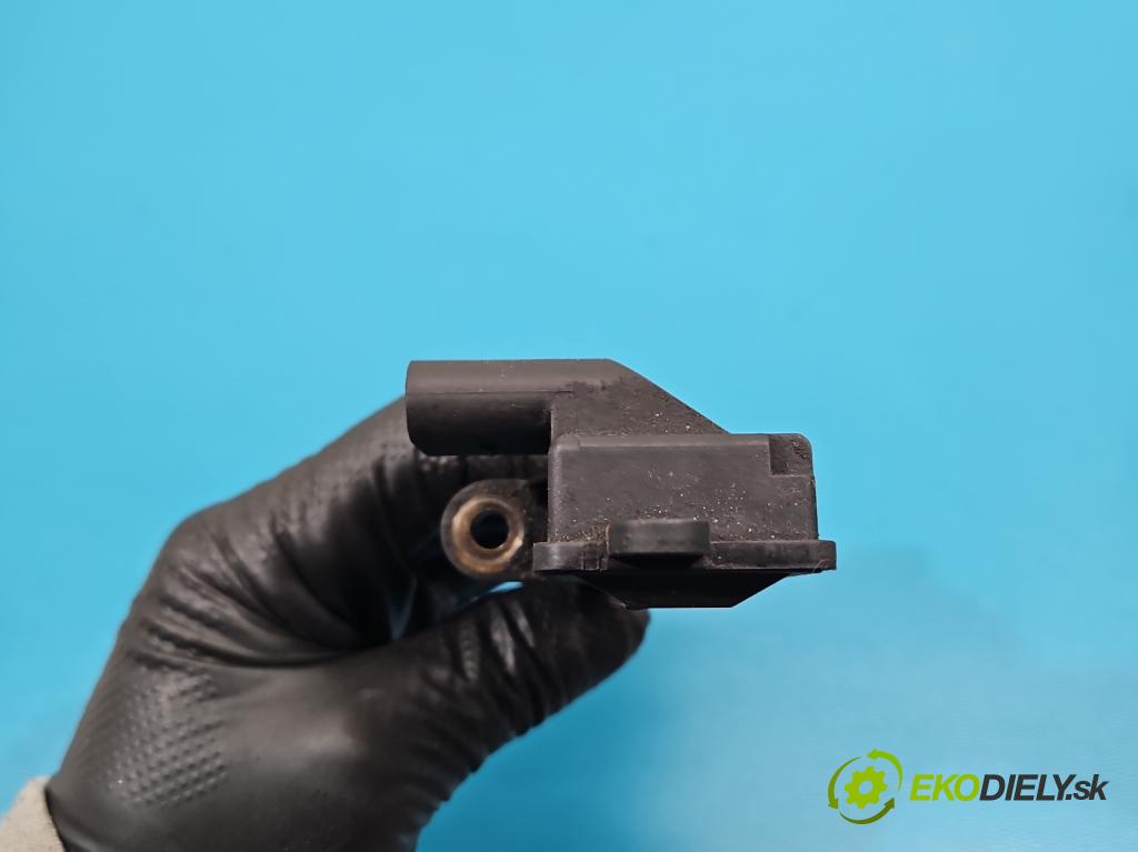 Vw Polo IV 9N 2001-2009 1.2 6V (BMD) 54 HP manual 40 kW 1198 cm3 3- snímač úroveň: oleja: 045907660D (Snímač)