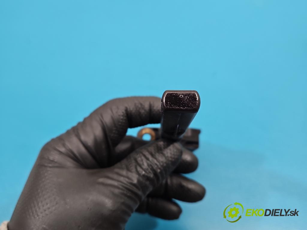 Vw Polo IV 9N 2001-2009 1.2 6V (BMD) 54 HP manual 40 kW 1198 cm3 3- snímač úroveň: oleja: 045907660D (Snímač)