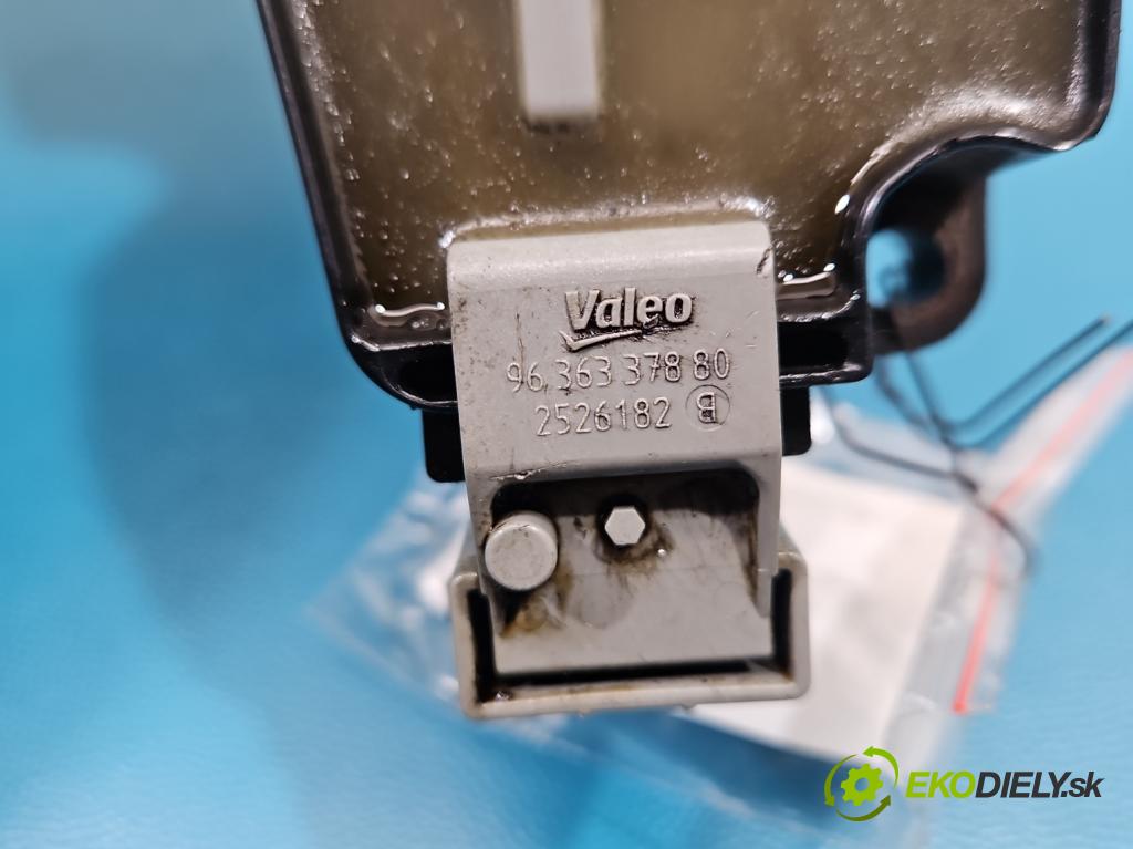 Peugeot 206 1.6 16V 109 HP manual 80 kW 1587 cm3 3- cievka zapaľovacia 9636337880 (Zapaľovacia cievka)