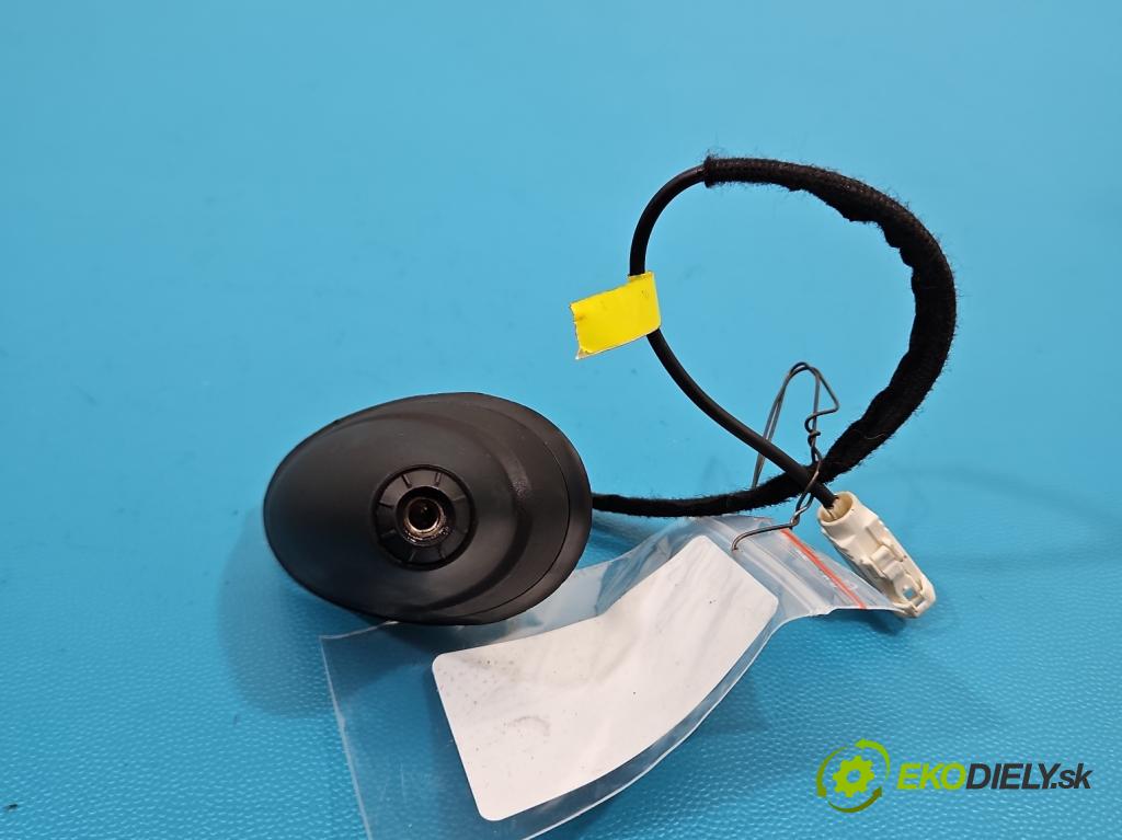 Peugeot 208 I 2012-2019 1.4 hdi 68 hp manual 50 kW 1398 cm3 5- Antena