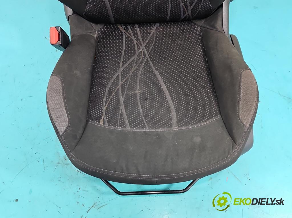 Peugeot 208 I 2012-2019 1.4 hdi 68 HP manual 50 kW 1398 cm3 5- Sedačka ľavý  (Sedadlo)