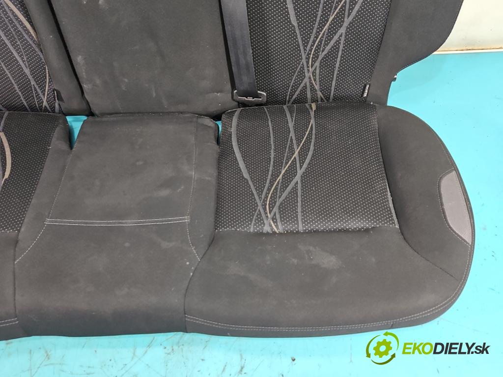Peugeot 208 I 2012-2019 1.4 hdi 68 HP manual 50 kW 1398 cm3 5- Pohovka: zadné  (Sedadlo)