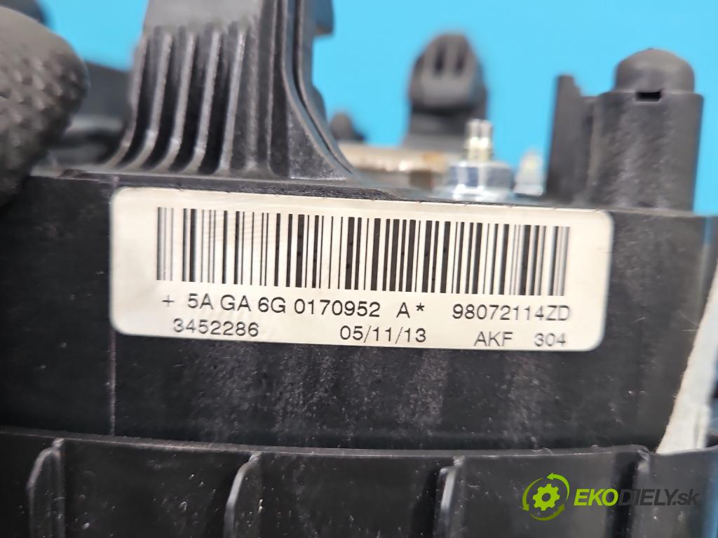 Peugeot 208 I 2012-2019 1.4 hdi 68 HP manual 50 kW 1398 cm3 5- airbag vzduch: Řidiči: 98072114ZD (Airbag)