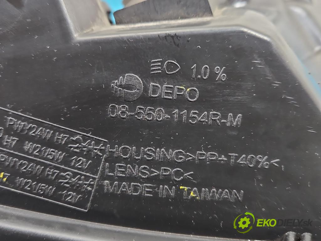 Peugeot 208 I 2012-2019 1.4 hdi 68 HP manual 50 kW 1398 cm3 5- Reflektor: pravý  (Svetlo predné pravé)