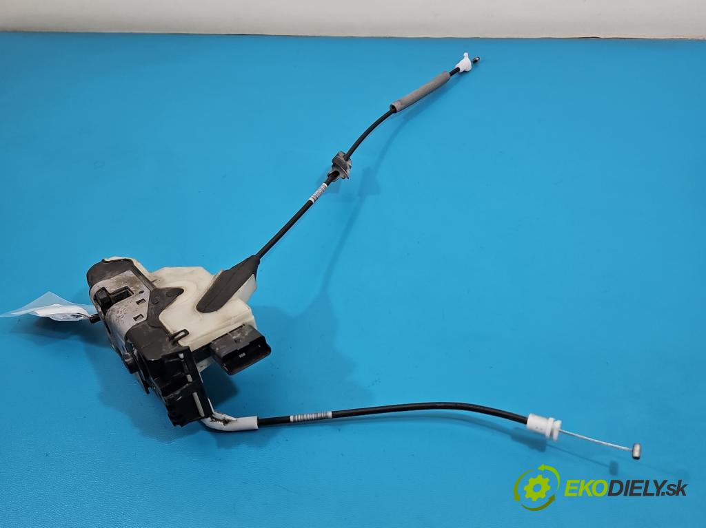 Peugeot 208 I 2012-2019 1.4 hdi 68 hp manual 50 kW 1398 cm3 5- zámek přední levý 9688080080