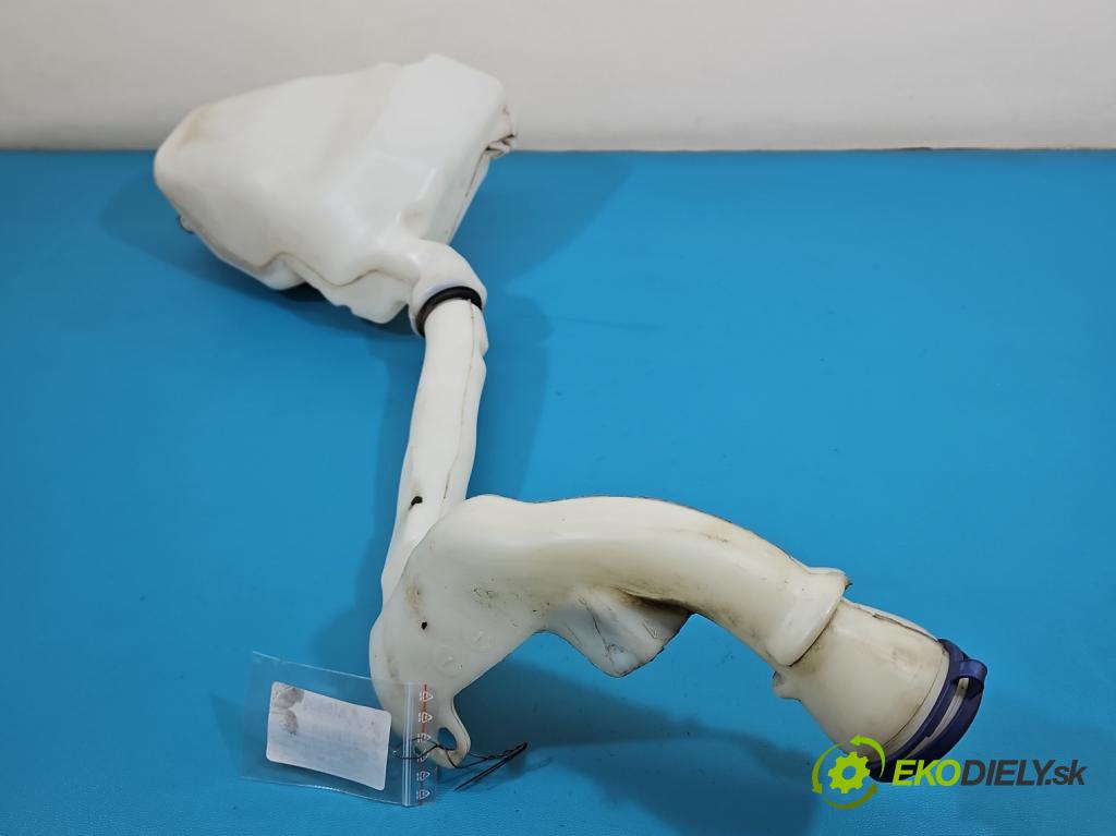 Peugeot 208 I 2012-2019 1.4 hdi 68 hp manual 50 kW 1398 cm3 5- nádržka tekutina: ostřikovačů 9683988680-01